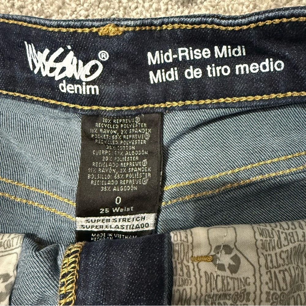 Mossimo mid-rise Army Green Shorts and Dark Blue Jean Short Bundle size 0/2 - Picture 4 of 11